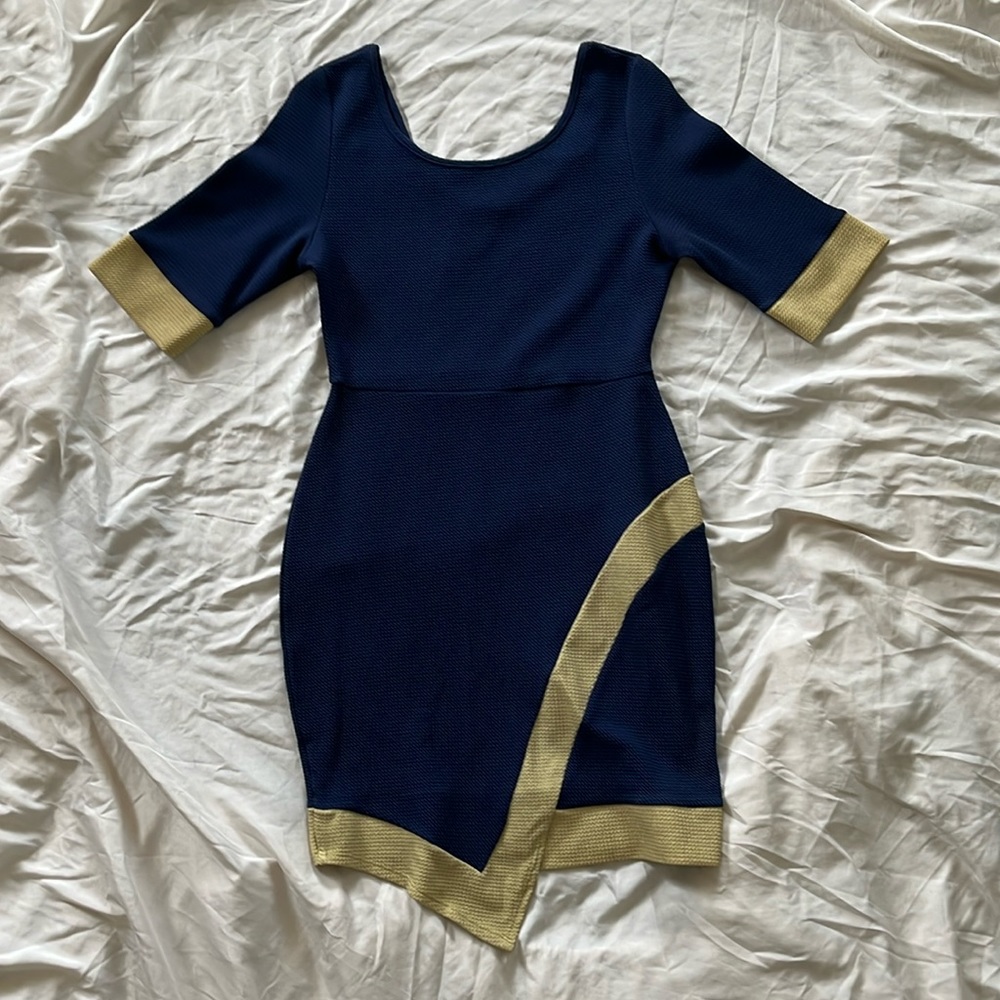 Women’s mini body con dress